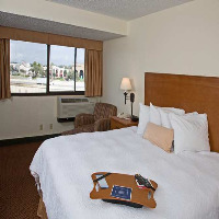 H I Express & Suites San Antonio Medical-Six Flags Exterior foto